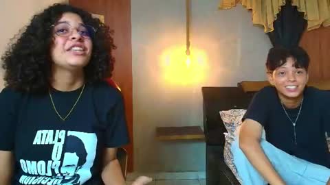 Snapshot of bella_muse_ chatting on July 9, 1:53 am bella_muse_ online show from July 9, 1:53 am