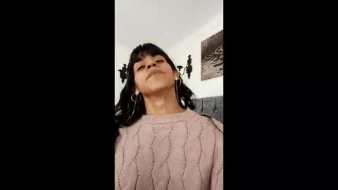 Bella online show from January 5, 11:41 pm