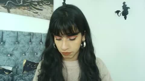 Snapshot of bella_poisonous chatting on June 20, 1:09 am Bella online show from June 20, 1:09 am