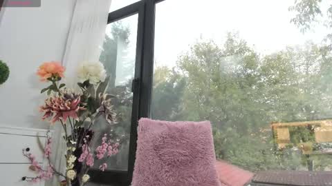 bella_posh online show from October 23, 5:07 am