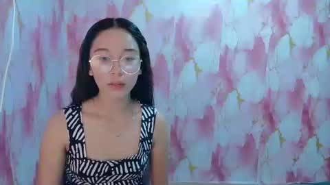 bella online show from April 19, 12:04 pm