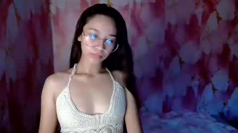 bella online show from June 10, 9:30 am