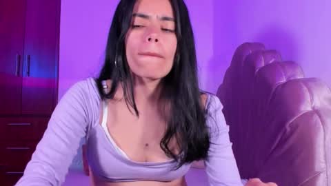 Valeria Model Independent online show from November 14, 5:39 am