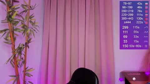 Bella White online show from September 18, 3:58 pm