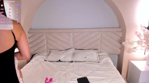 Bella online show from February 24, 12:03 pm