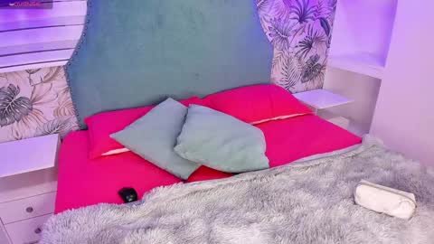 Bella Becca  online show from December 21, 6:44 pm