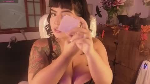 Snapshot of bellaa_miller chatting on October 14, 8:09 pm Bella online show from October 14, 8:09 pm