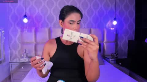 Snapshot of bellaagrace chatting on June 7, 4:05 am bellaagrace online show from June 7, 4:05 am