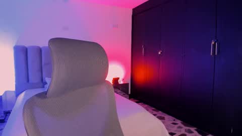 Snapshot of bellaastorm chatting on November 14, 9:46 pm bellaastorm online show from November 14, 9:46 pm