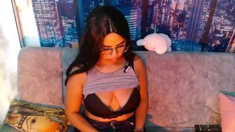 Bella Baker online show from April 29, 6:58 pm
