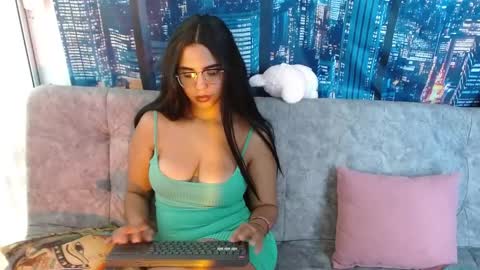 Bella Baker online show from April 30, 1:17 pm