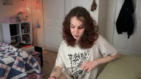 Snapshot of bellababy444 chatting on May 7, 7:30 pm bellababy444 online show from May 7, 7:30 pm