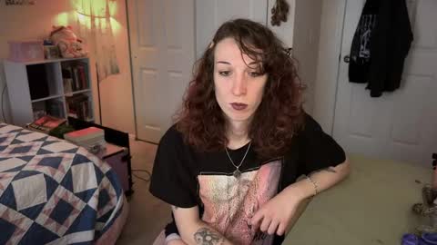 Snapshot of bellababy444 chatting on May 20, 4:46 pm bellababy444 online show from May 20, 4:46 pm