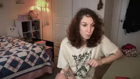 Snapshot of bellababy444 chatting on May 28, 7:11 pm bellababy444 online show from May 28, 7:11 pm