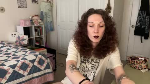 Snapshot of bellababy444 chatting on June 2, 5:15 pm bellababy444 online show from June 2, 5:15 pm