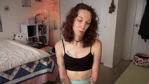 Snapshot of bellababy444 chatting on June 9, 5:13 pm bellababy444 online show from June 9, 5:13 pm
