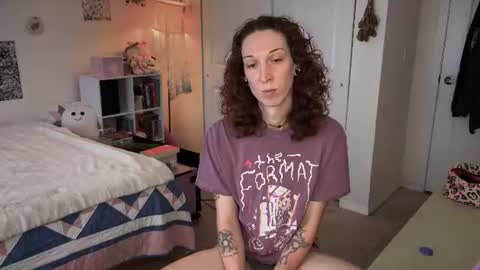 Snapshot of bellababy444 chatting on June 10, 5:56 pm bellababy444 online show from June 10, 5:56 pm