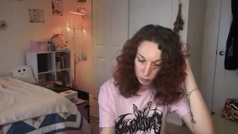 Snapshot of bellababy444 chatting on June 12, 5:23 pm bellababy444 online show from June 12, 5:23 pm