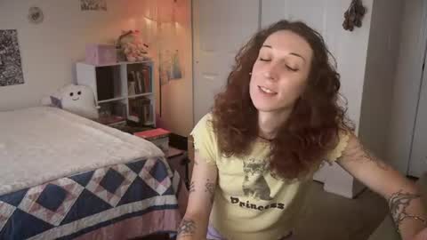 Snapshot of bellababy444 chatting on June 23, 3:54 pm bellababy444 online show from June 23, 3:54 pm