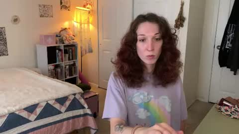 Snapshot of bellababy444 chatting on July 1, 4:40 pm bellababy444 online show from July 1, 4:40 pm