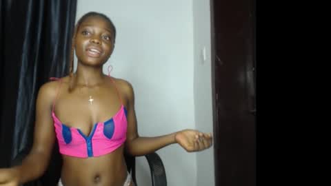 Snapshot of bellababy6 chatting on September 24, 6:00 pm bella online show from September 24, 6:00 pm