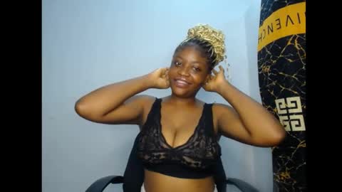 bella online show from April 23, 6:54 pm