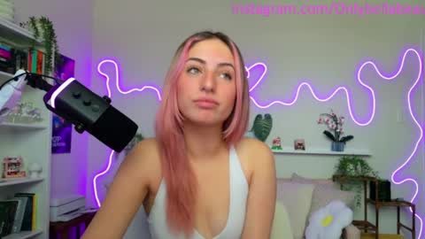 Snapshot of bellabeauu chatting on May 19, 6:36 pm bella beau online show from May 19, 6:36 pm