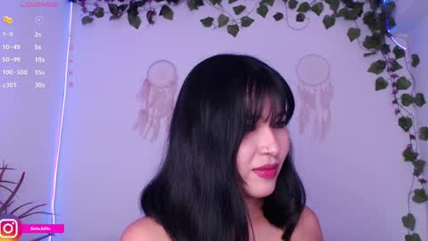 Snapshot of bellabills chatting on February 19, 9:36 pm Bella online show from February 19, 9:36 pm