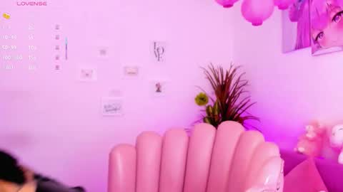 Snapshot of bellabills chatting on November 29, 1:47 pm Bella online show from November 29, 1:47 pm