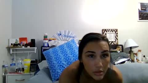 Snapshot of bellaboo999 chatting on September 18, 4:53 pm bellaboo999 online show from September 18, 4:53 pm