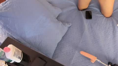 bellaboobs_ online show from July 17, 8:14 pm