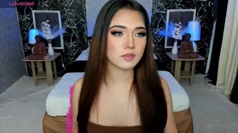 Snapshot of bellabrown_19xxx chatting on September 26, 8:51 am Bella online show from September 26, 8:51 am