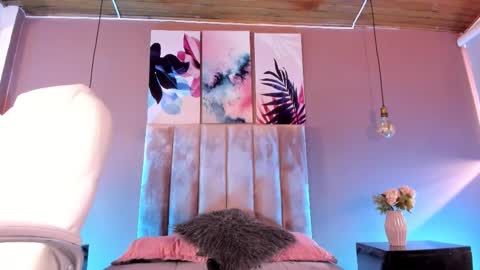 Snapshot of bellaclaiir chatting on November 20, 4:40 pm Bella Clair online show from November 20, 4:40 pm