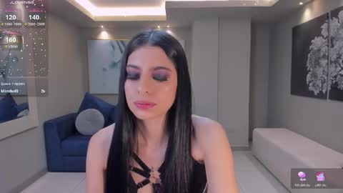 Bella online show from November 22, 8:30 pm