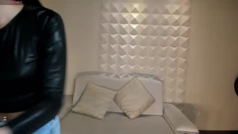 Snapshot of bellaconnor_ chatting on July 13, 12:35 am Bella online show from July 13, 12:35 am