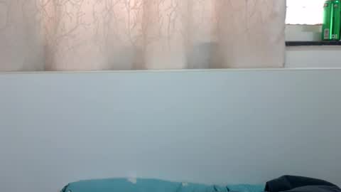 Snapshot of bellacrystall chatting on June 19, 7:12 am bellacrystall online show from June 19, 7:12 am