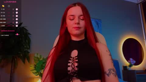 Snapshot of belladevile_ chatting on October 10, 8:02 am belladevile_ online show from October 10, 8:02 am