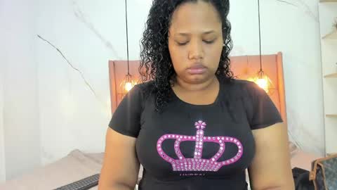 Snapshot of bellaeclipse chatting on June 22, 12:13 pm bellaeclipse online show from June 22, 12:13 pm