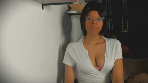 Bellah online show from July 29, 11:03 pm