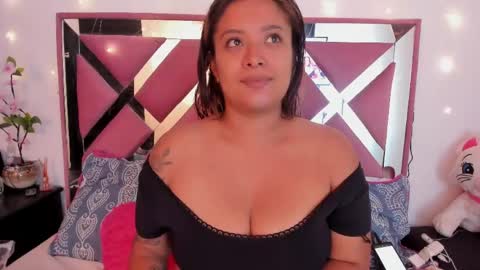 bellalumi online show from May 22, 2:40 am