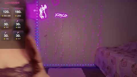 Bella Monroe online show from February 11, 5:12 am