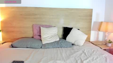 Bella Nix big tits online show from January 7, 7:05 pm