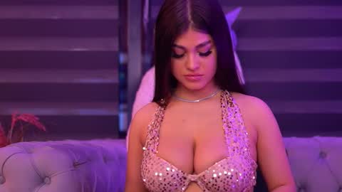 Bella online show from October 9, 5:55 pm