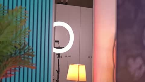 Bella online show from June 20, 6:22 pm