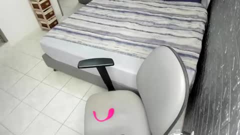 Bella  Angelycal online show from November 5, 2:50 pm