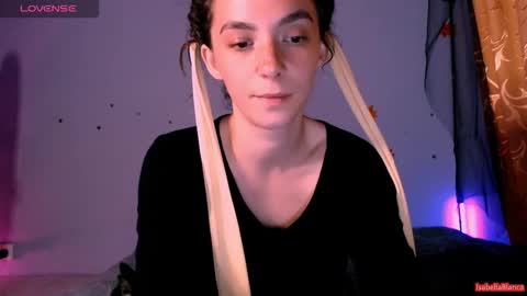 bellaqueen0701 online show from November 4, 8:52 pm