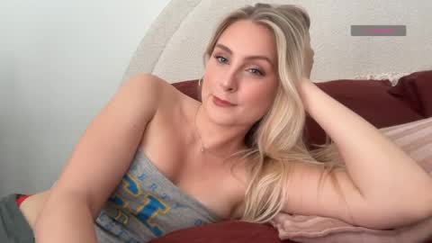 Isabella Ryder online show from March 30, 9:16 pm