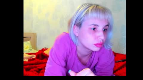 Snapshot of bellaseein chatting on March 4, 2:10 pm Bella Seen online show from March 4, 2:10 pm