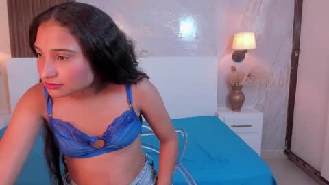 Snapshot of bellasky4 chatting on September 16, 12:17 pm Bella online show from September 16, 12:17 pm