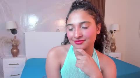 Snapshot of bellasky4 chatting on September 20, 12:28 pm Bella online show from September 20, 12:28 pm